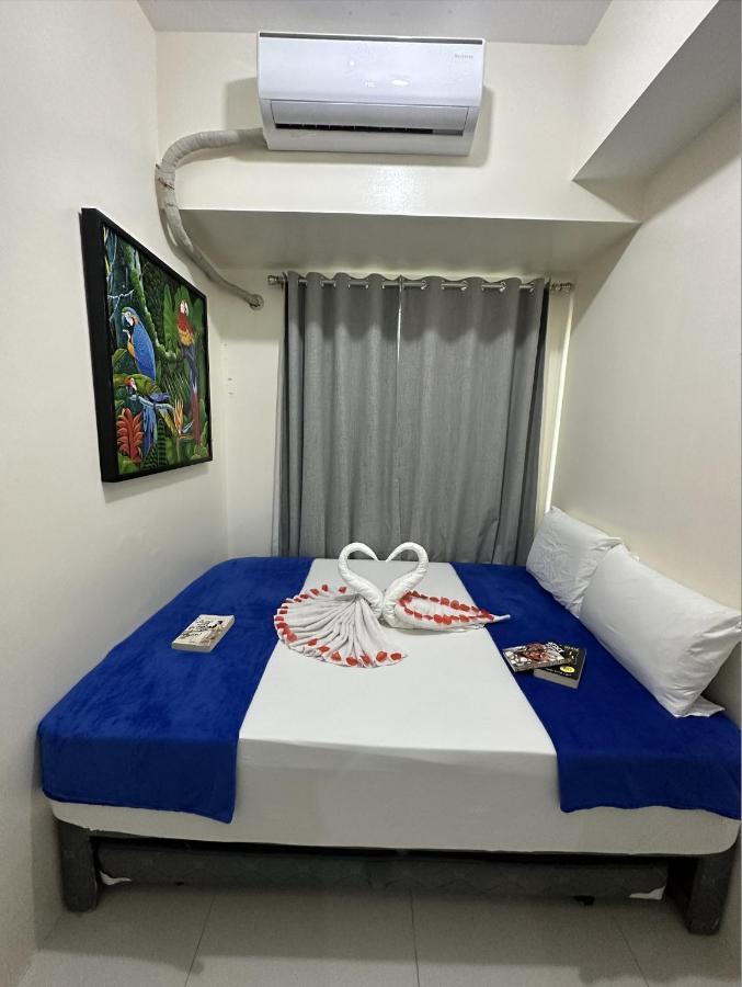 Stays At Green Residences 1 Studio Room Couples Bed With Complimentary Breakfast For 2 Манила Экстерьер фото
