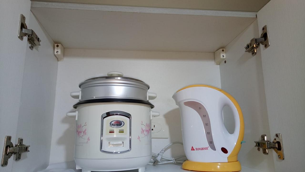 Stays At Green Residences 1 Studio Room Couples Bed With Complimentary Breakfast For 2 Манила Экстерьер фото